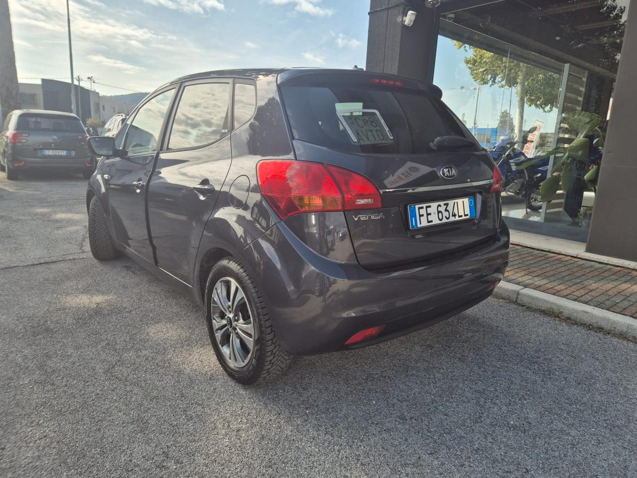 Kia Venga 1.4 EcoGPL Cool E6B--GPL Scad. 2036!!!