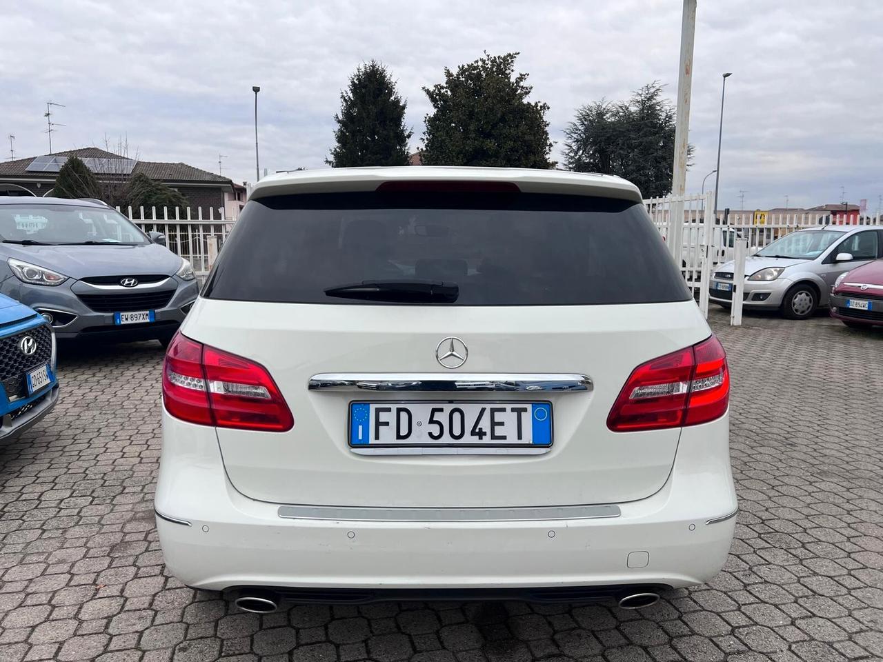 Mercedes-benz B 180 d Premium