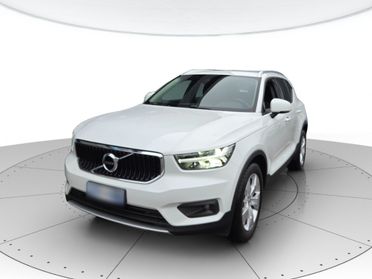 VOLVO XC40 1.5 t2 Momentum Pro