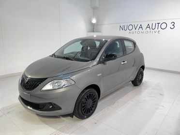 Lancia Ypsilon 1.0 FireFly 5 porte S&S Hybrid Silver