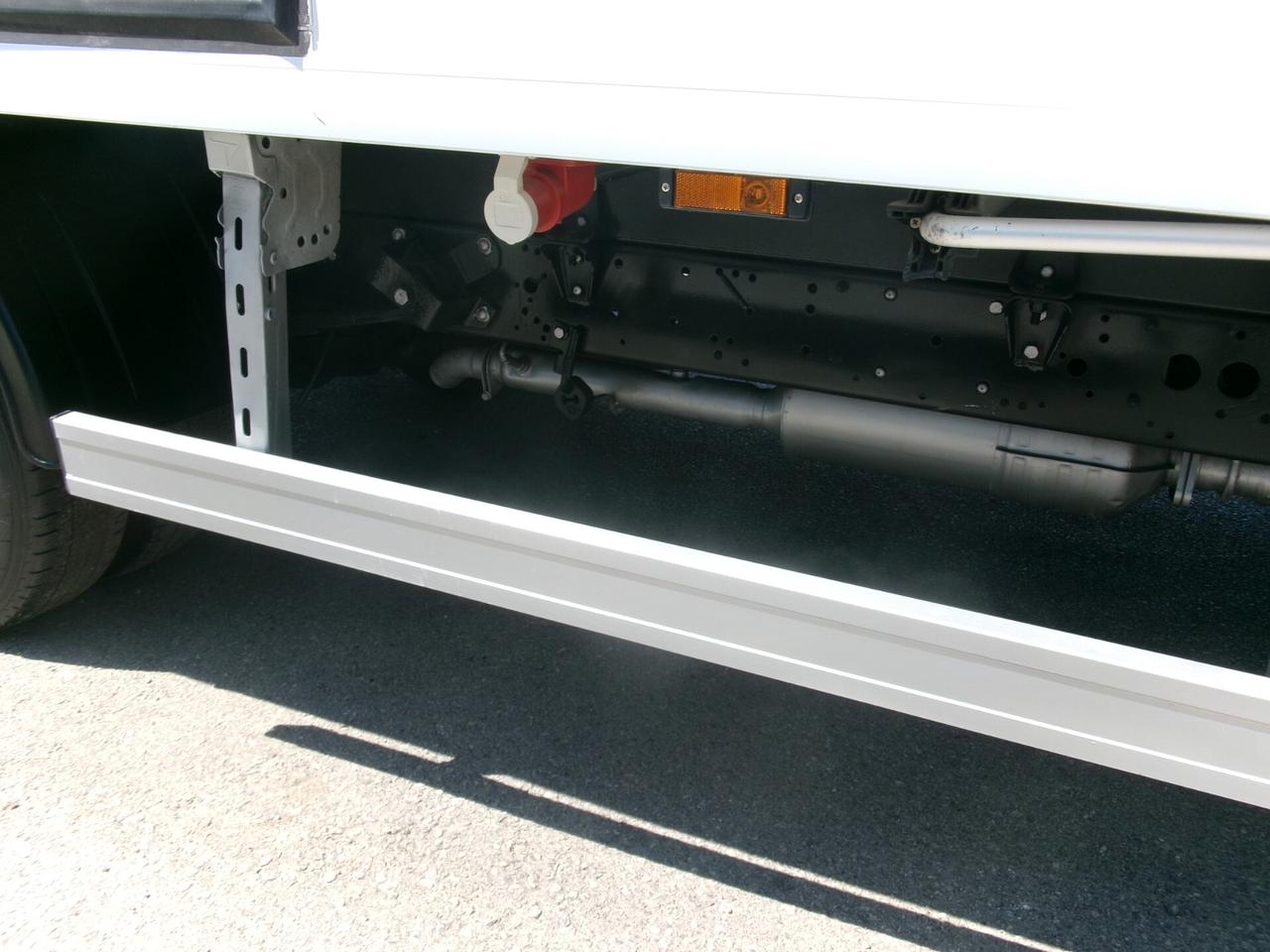 Iveco Daily 35C16 3000 160CV E6 FRIGO ATP FRCX -20° 01/2029 7 PEDANE