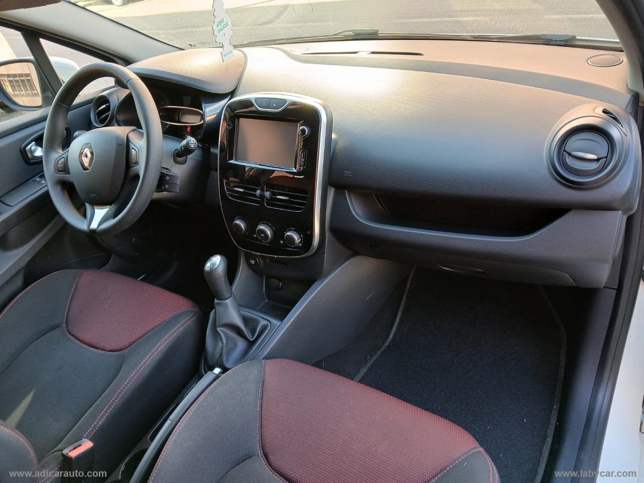 RENAULT Clio Sporter 1.2 75 CV