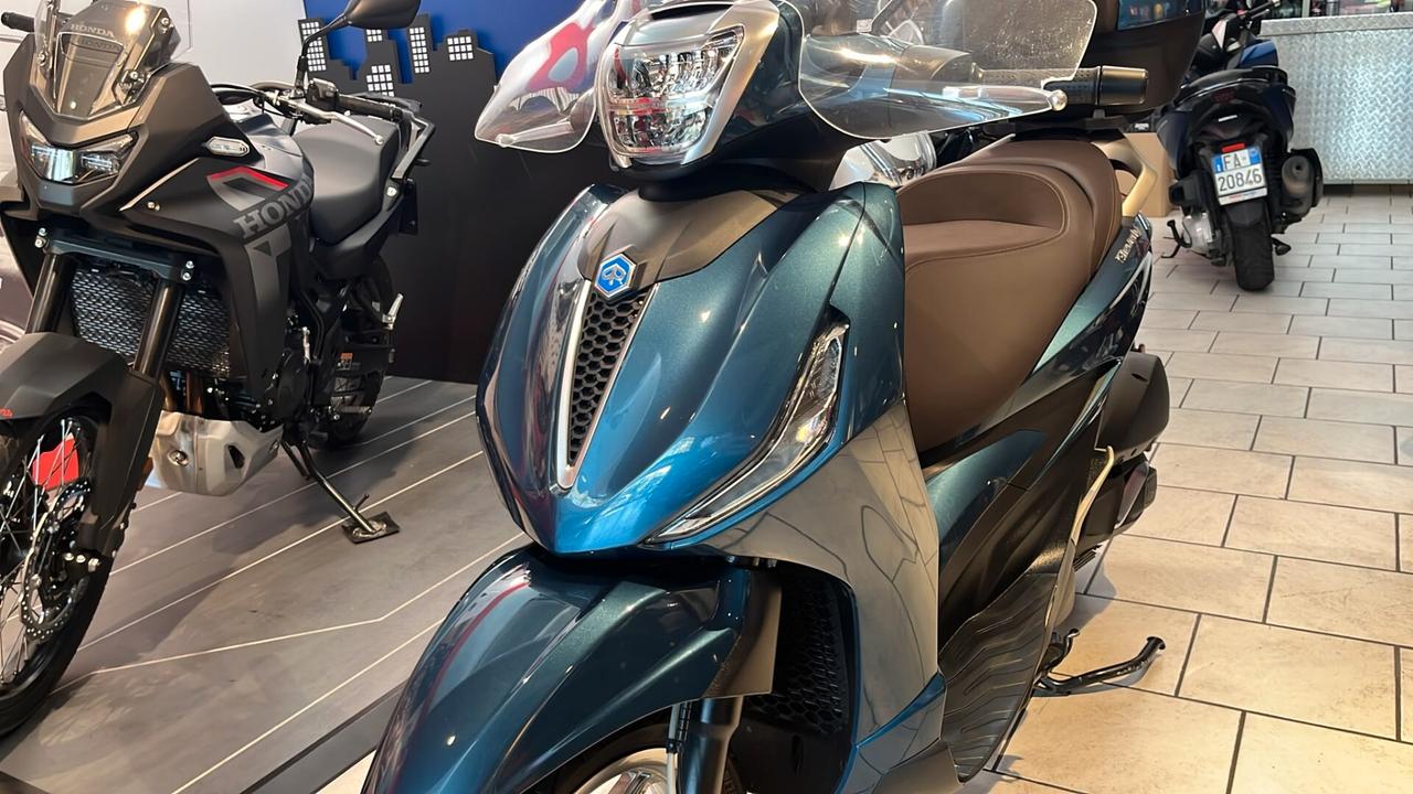 Piaggio Beverly 300