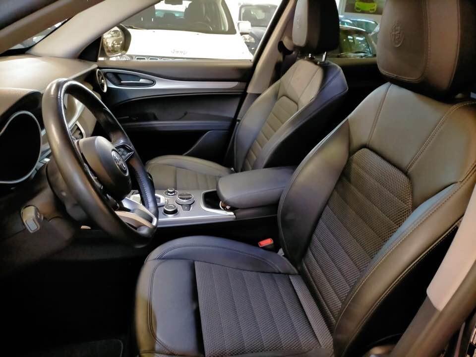Alfa Romeo Stelvio 2.2 Td 190 CV AT8 Q4 Sprint