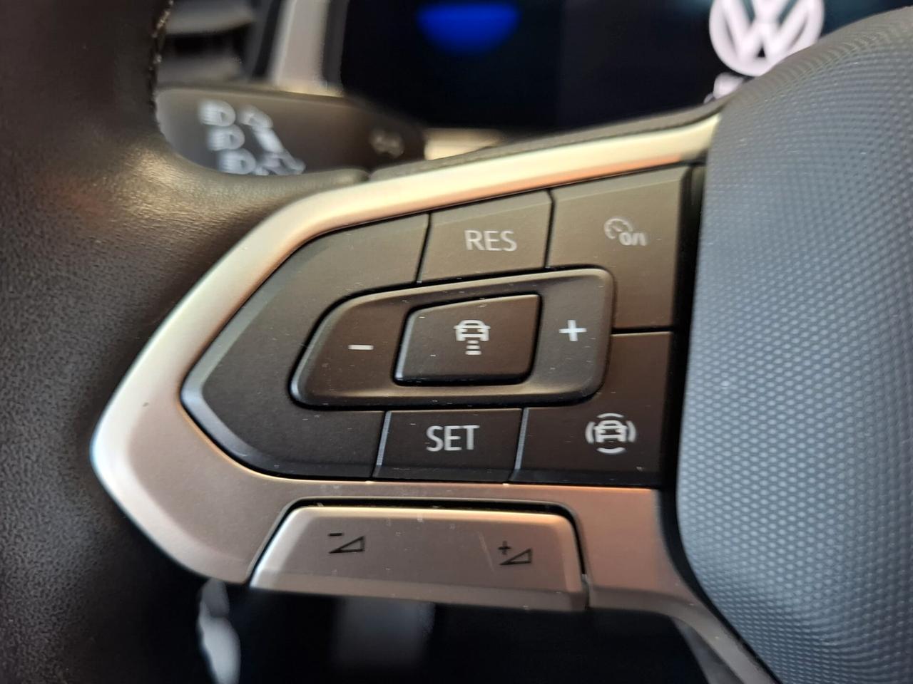 Volkswagen T-Roc Benzina Manuale