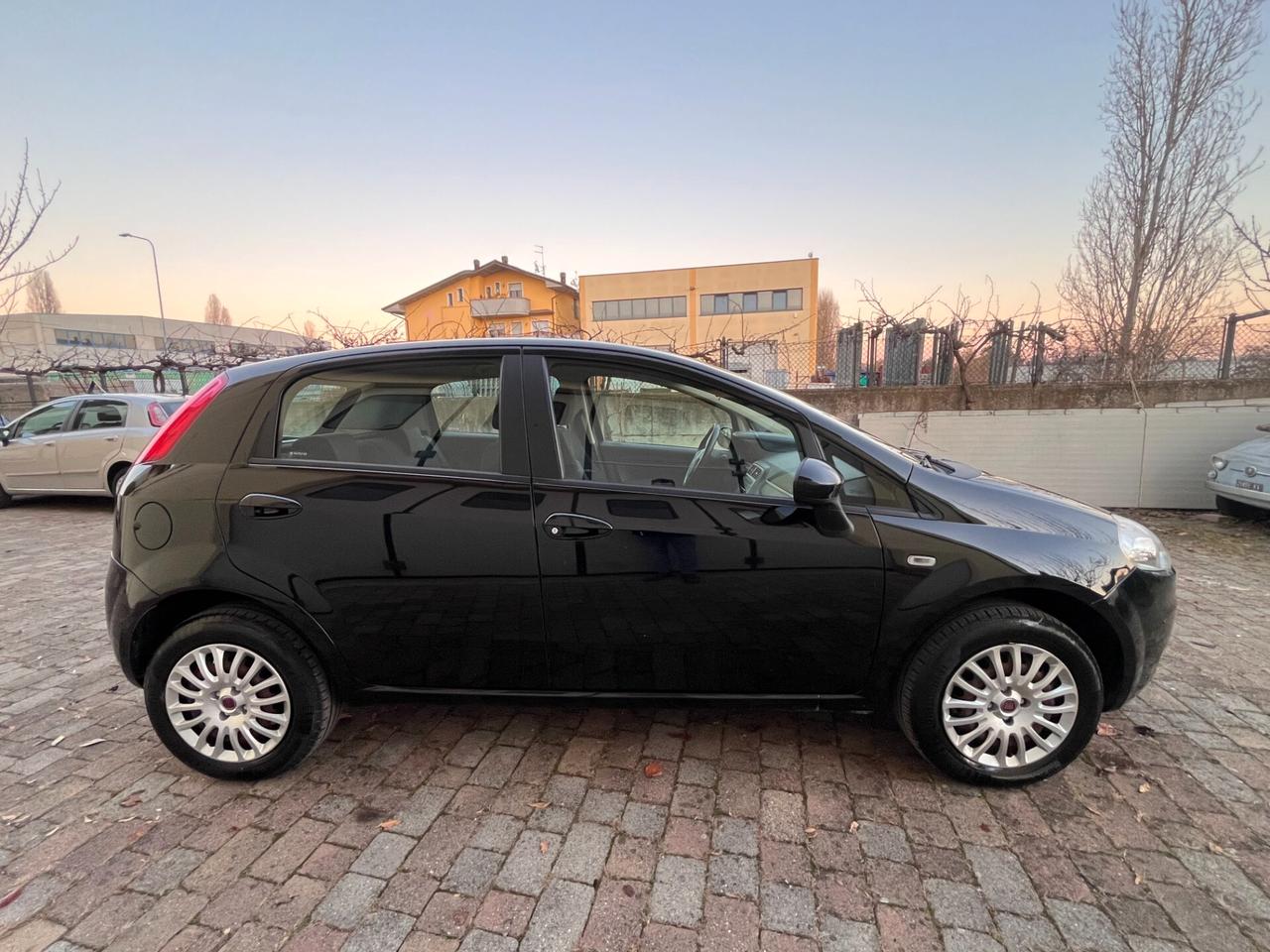 Fiat Grande Punto 1.4 5 porte Dynamic Natural Power