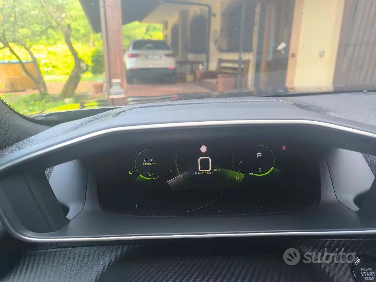 Peugeot 2008 Puretech 130 CV eat 8 GT Line S/S aut