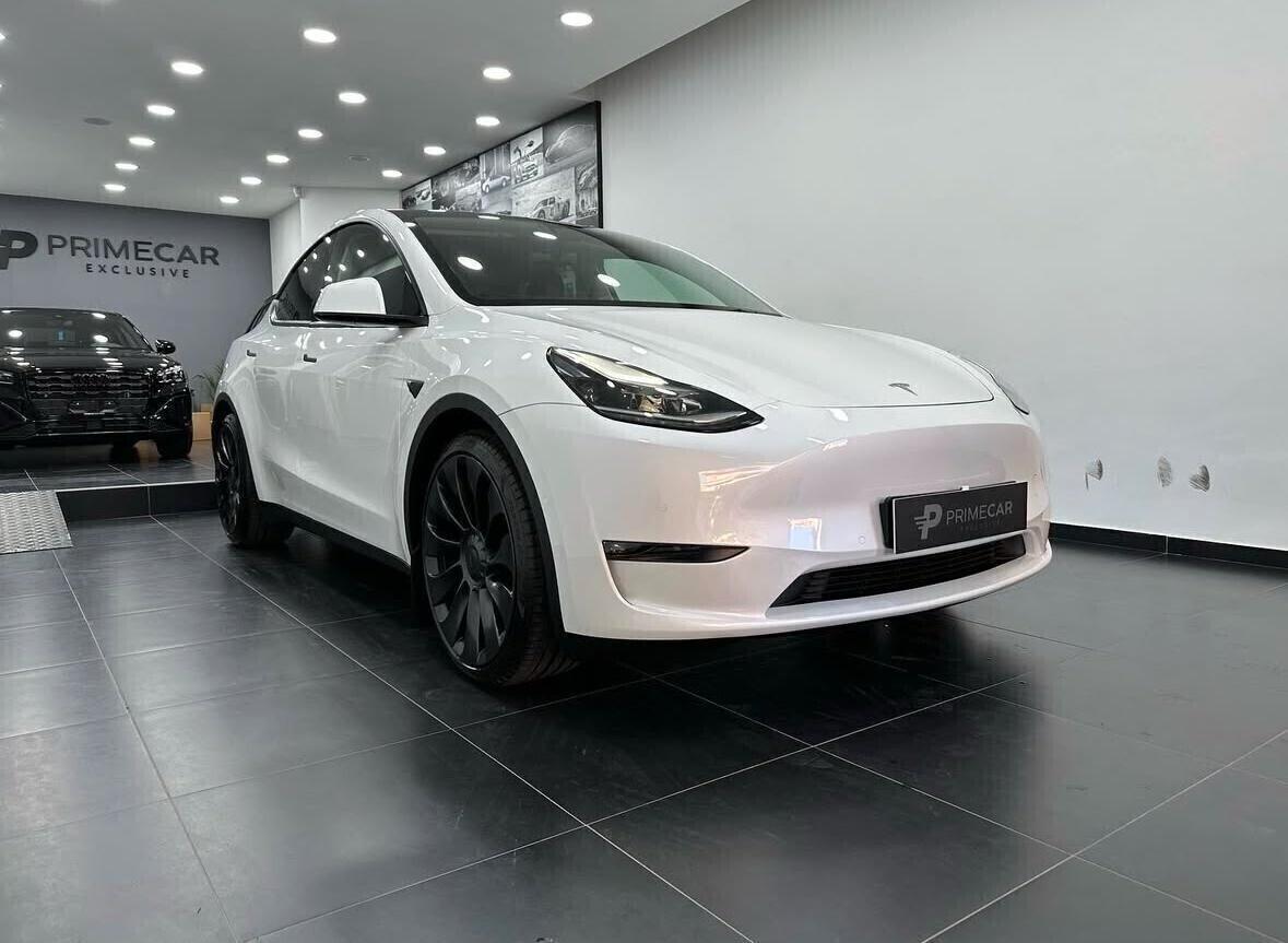 Tesla Model Y Performance AWD