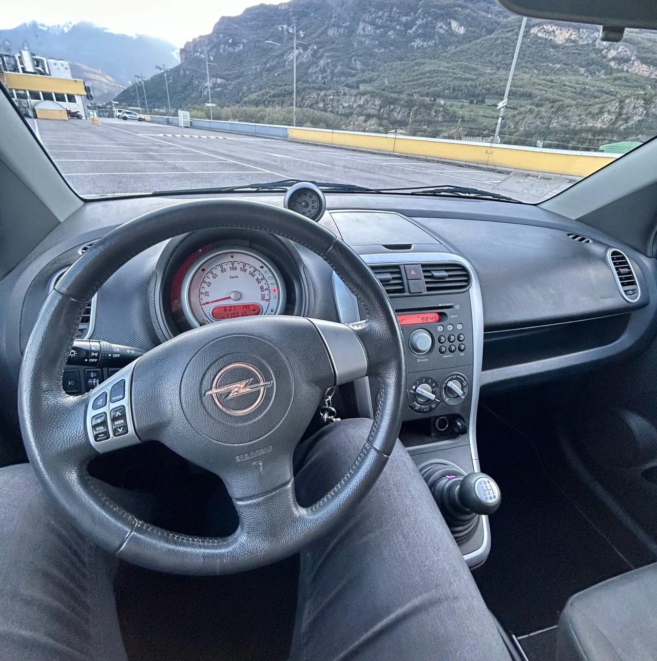 Opel Agila Enjoy Neopatentati 2010 115.000km