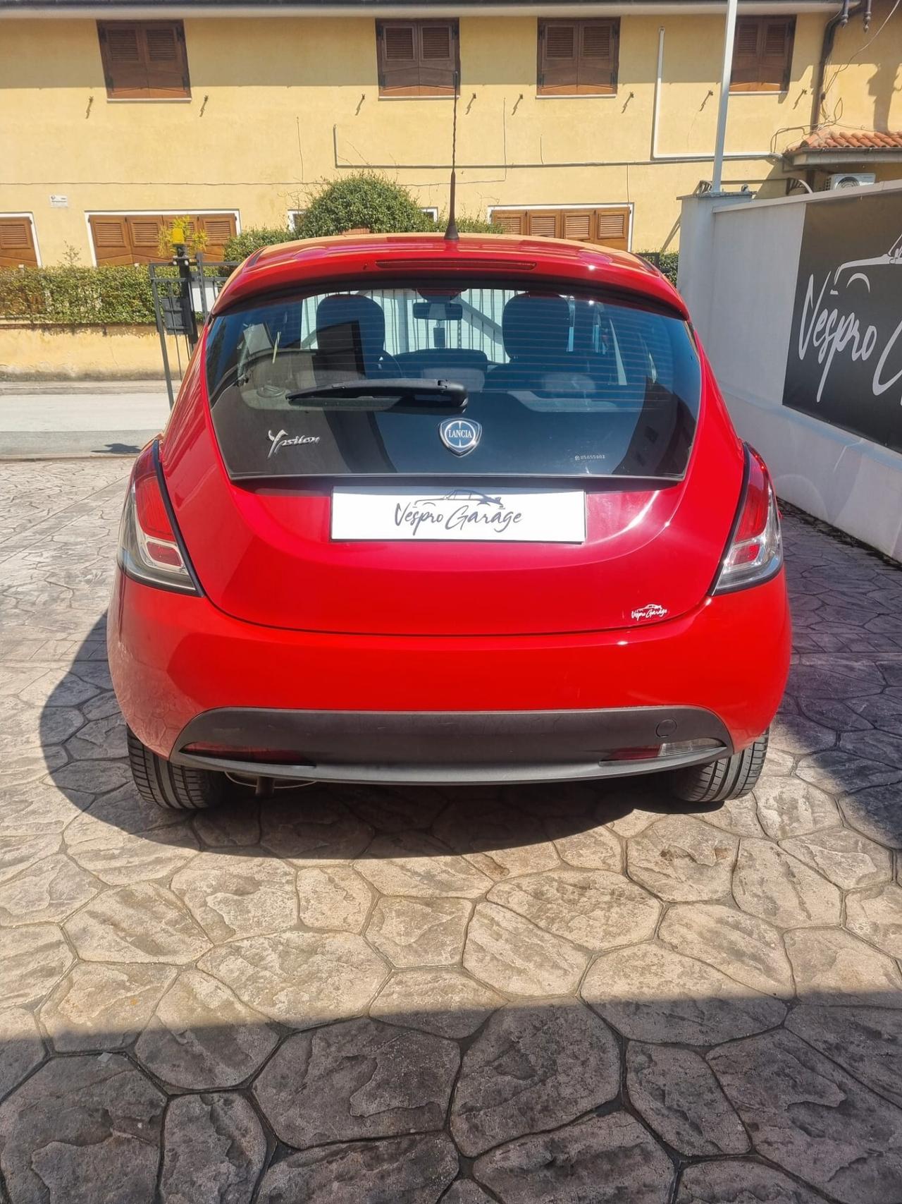 Lancia Ypsilon