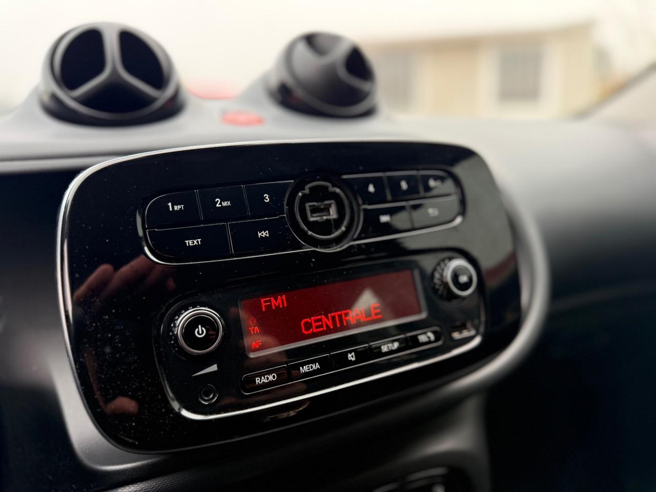 Smart ForFour 70 1.0 twinamic Passion NEOPATENTATI