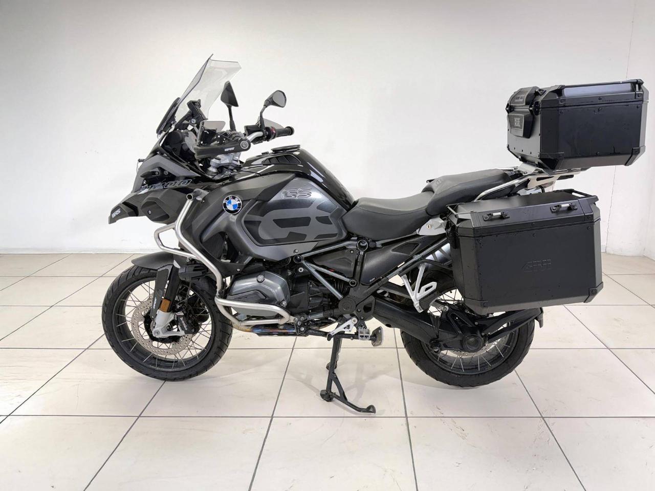 BMW R 1200 GS Adventure Triple Black