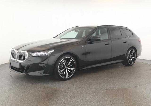 BMW 520 d 48V Tour Msport ACC PANORAMA KEYLESS RATA 820 ?