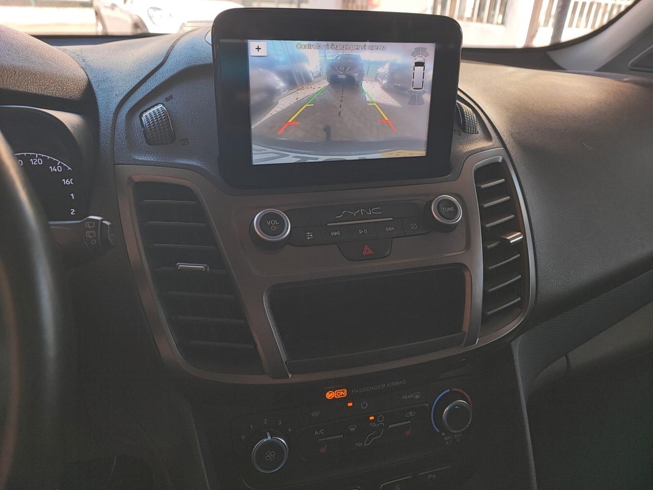 Ford Grand Tourneo Connect Gancio Traino 7 Posti