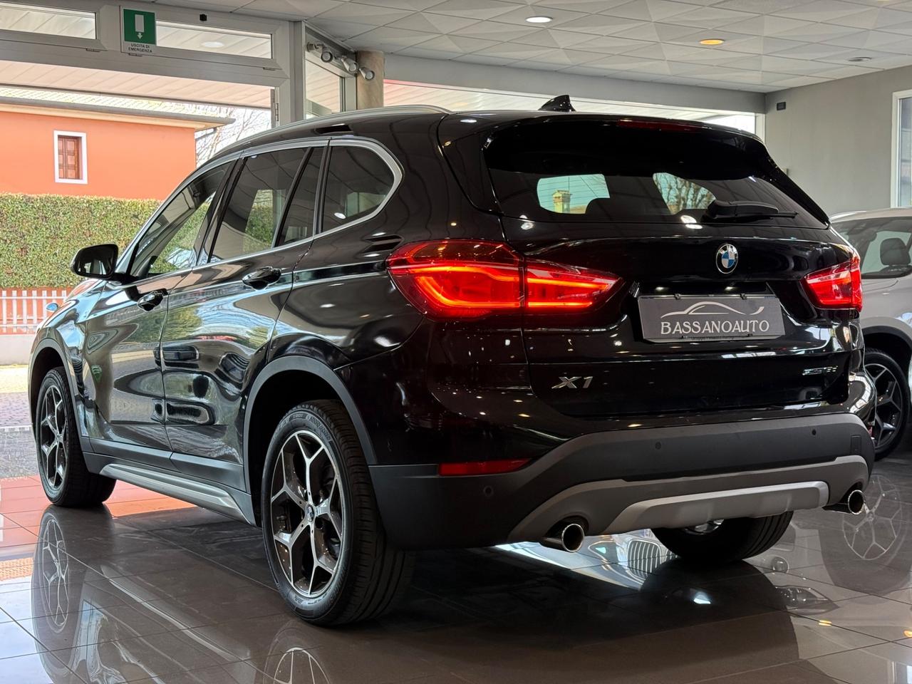 Bmw X1 Sdrive18d xLine auto 2019 !!