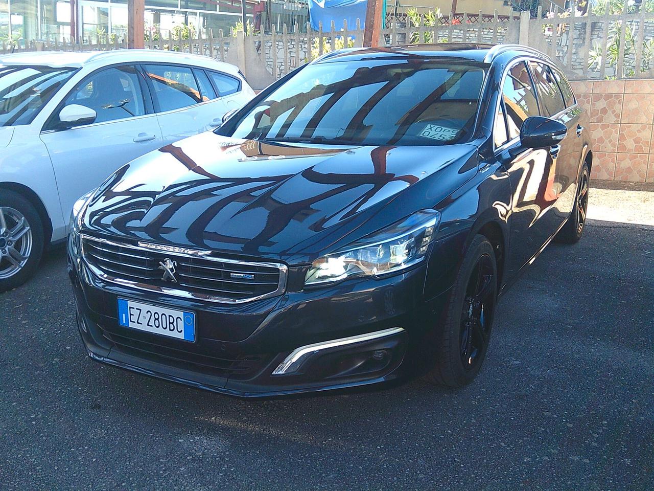Peugeot 508 BlueHDi 180 EAT6 S&S SW Allure