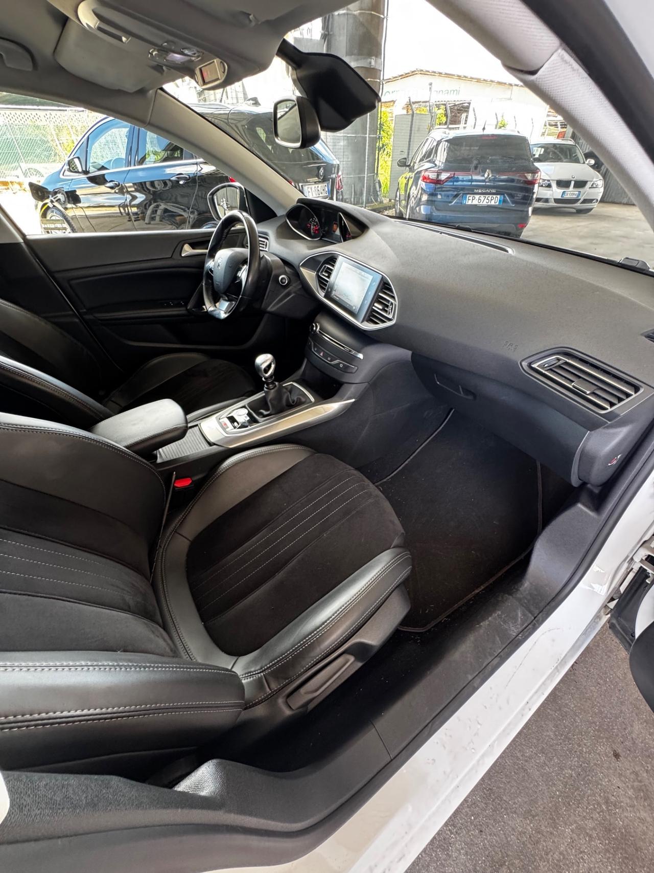 Peugeot 308 1.6 hdi