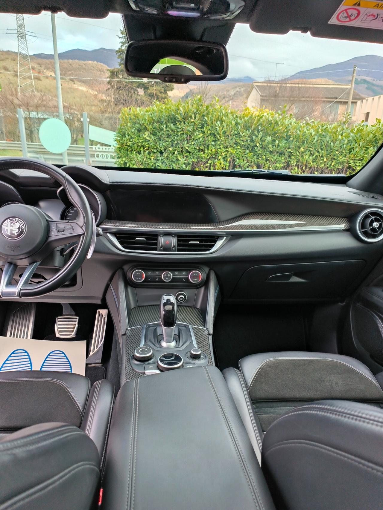 Alfa Romeo Stelvio 2.9 Bi-Turbo V6 510 CV AT8 Quadrifoglio
