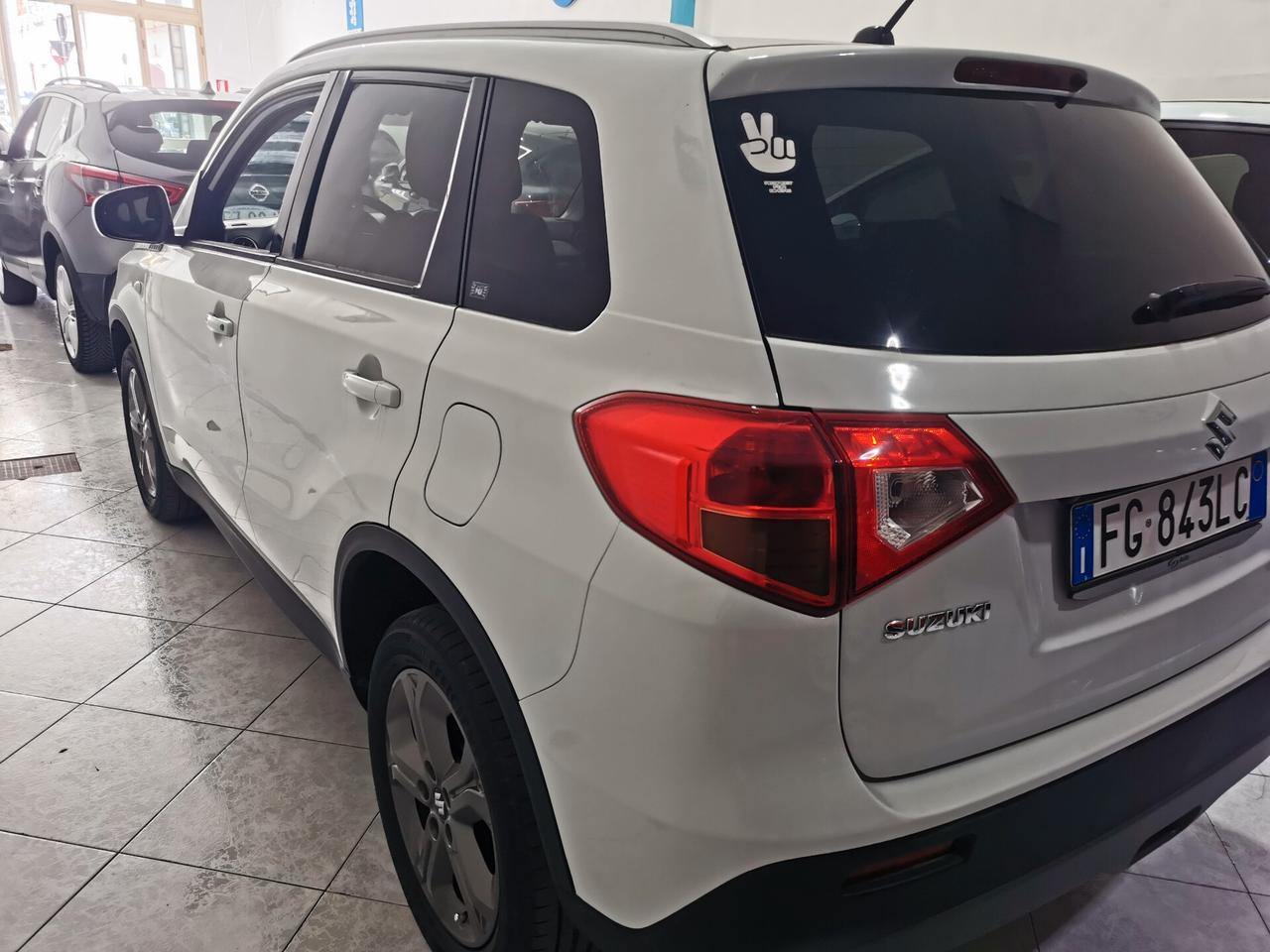 Suzuki Vitara 1.6 VVT V-Top BENZINA /METANO