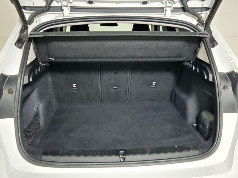 BMW X1 U11 sdrive18d X-Line Edition Balance auto