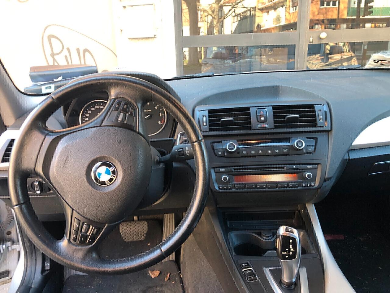 Bmw 116 116d 5p. Efficient Dynamics Urban AUTOMATICA