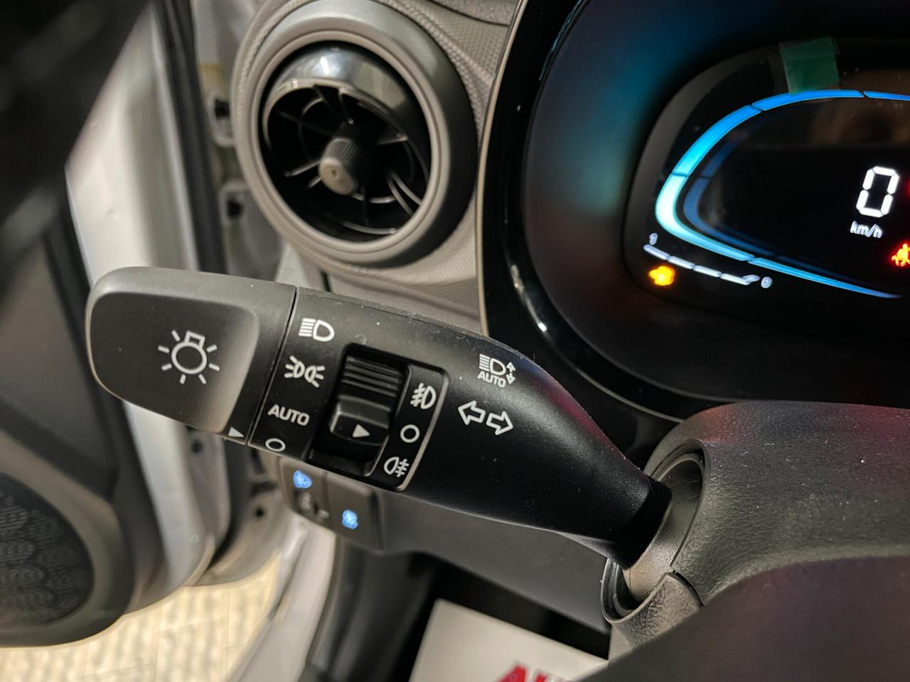 Hyundai i10 1.0 MPI AT Connectline Automatic Km0