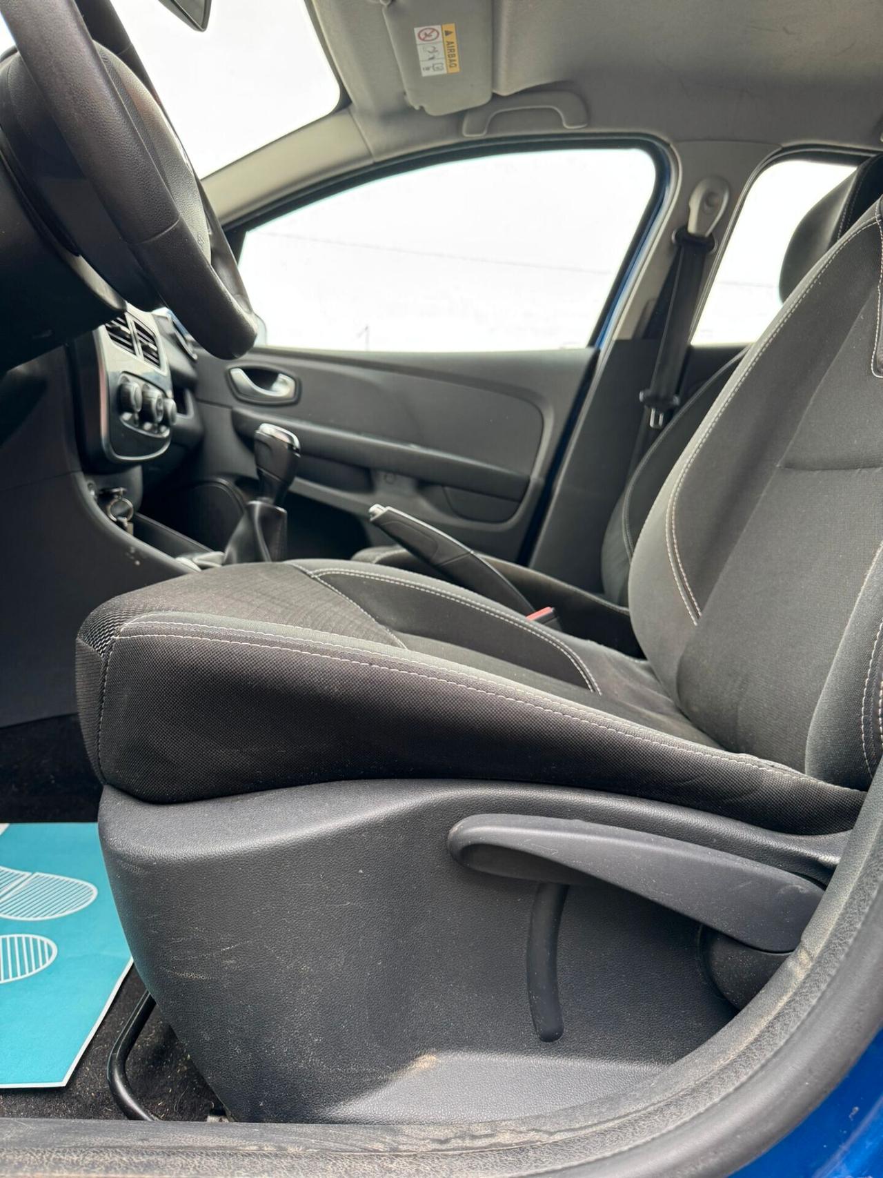 Renault Clio TCe 12V 90 CV Start&Stop 5 porte Energy Duel