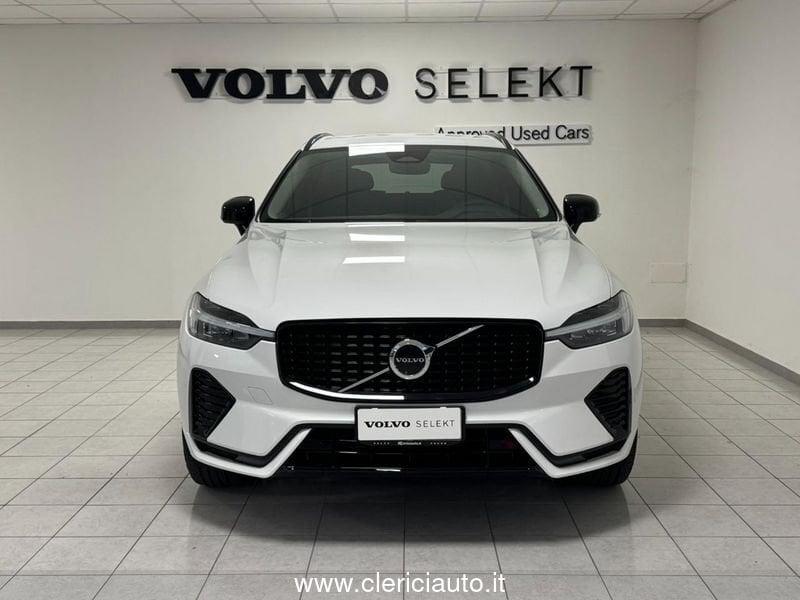 Volvo XC60 B4 (d) automatico Plus Dark - KM0