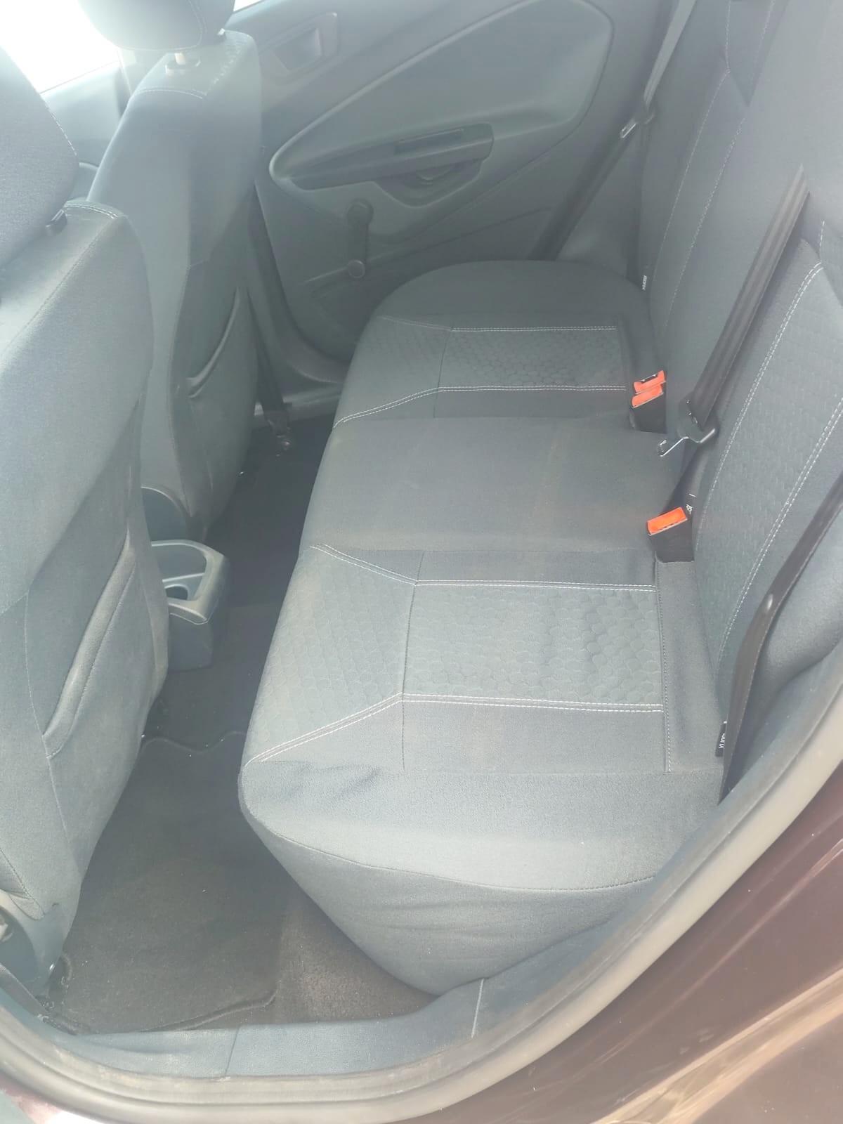 Ford Fiesta 1.4 TDCi 5p. Titanium