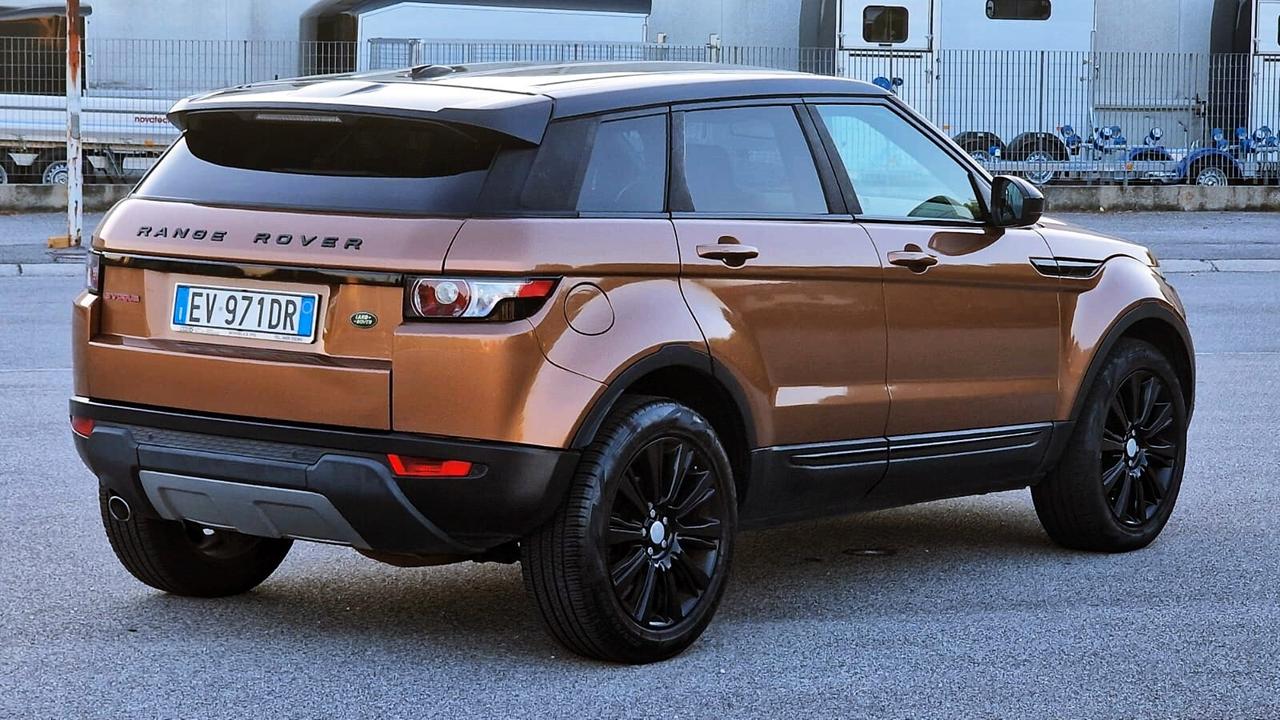 Land Rover Range Evoque 2.2 TD4 5p. Pure Tech Pack