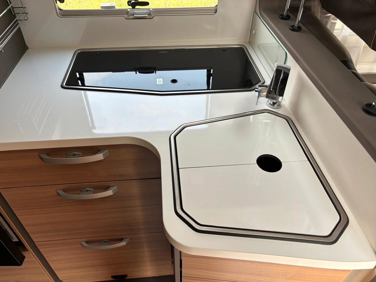 Adria CORAL XL 670 SP PLUS camper