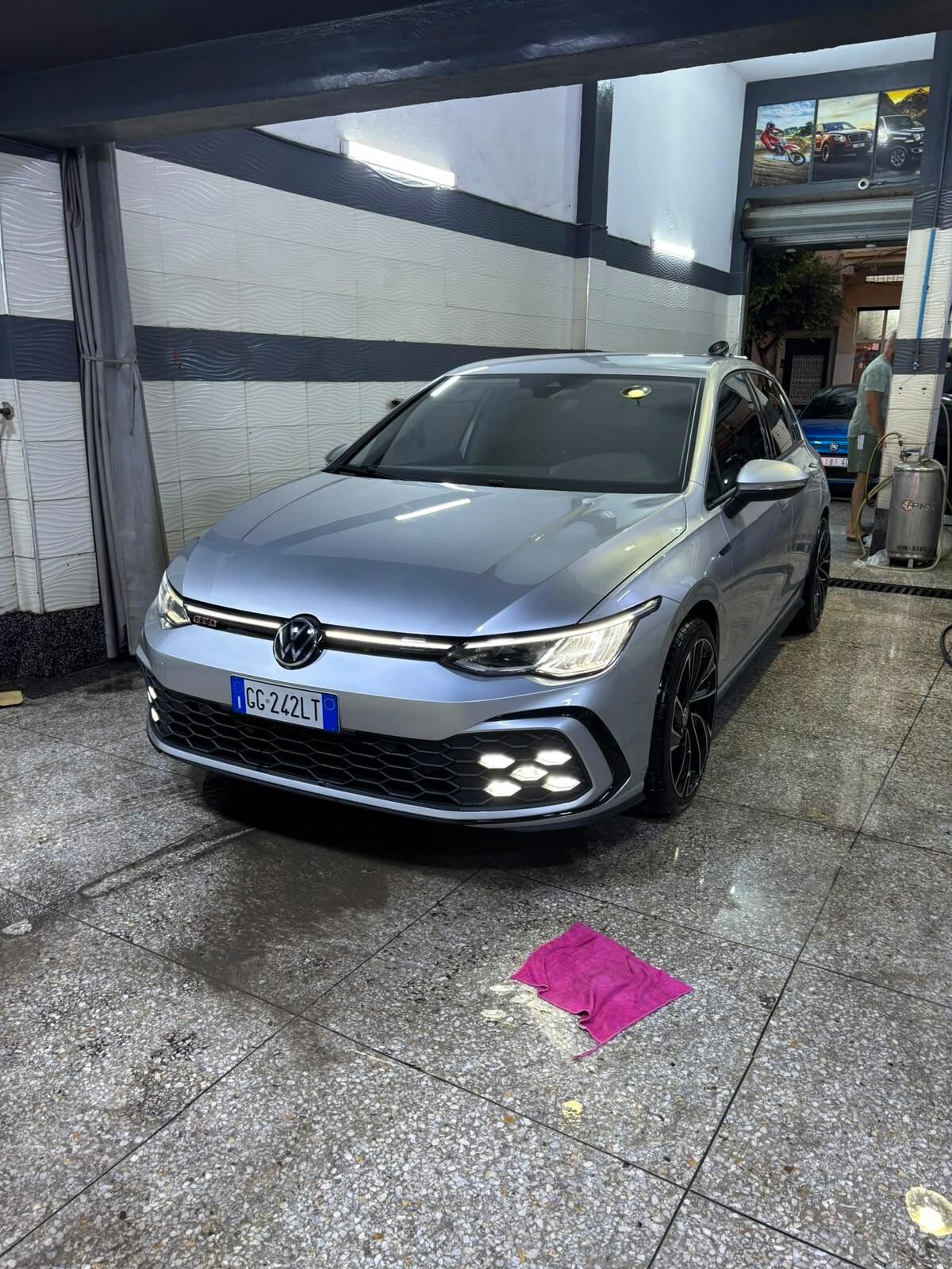 Volkswagen Golf 2.0 TDI DSG GTD LOOK EDITION