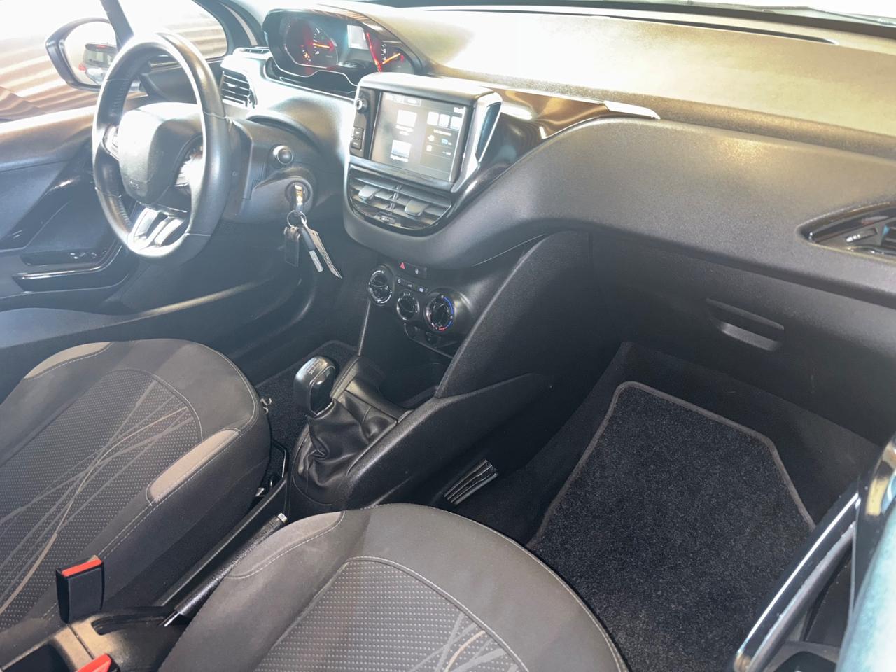 Peugeot 208 1.2 Benzina OK NEOPATENTATI