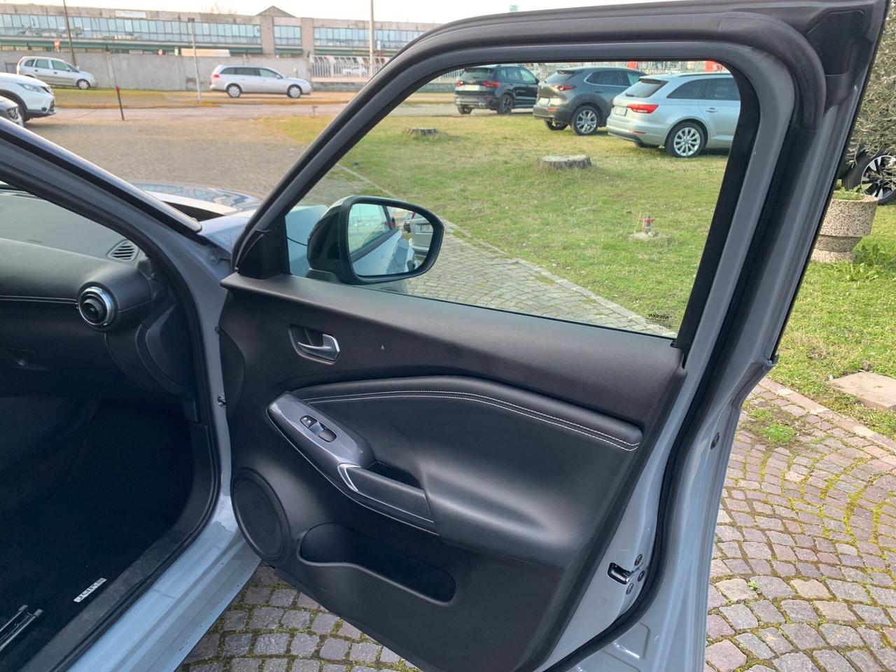 Nissan Juke 1.6 HEV N-Connecta HYBRID 69 KW BENZ 105 KW Complessiva