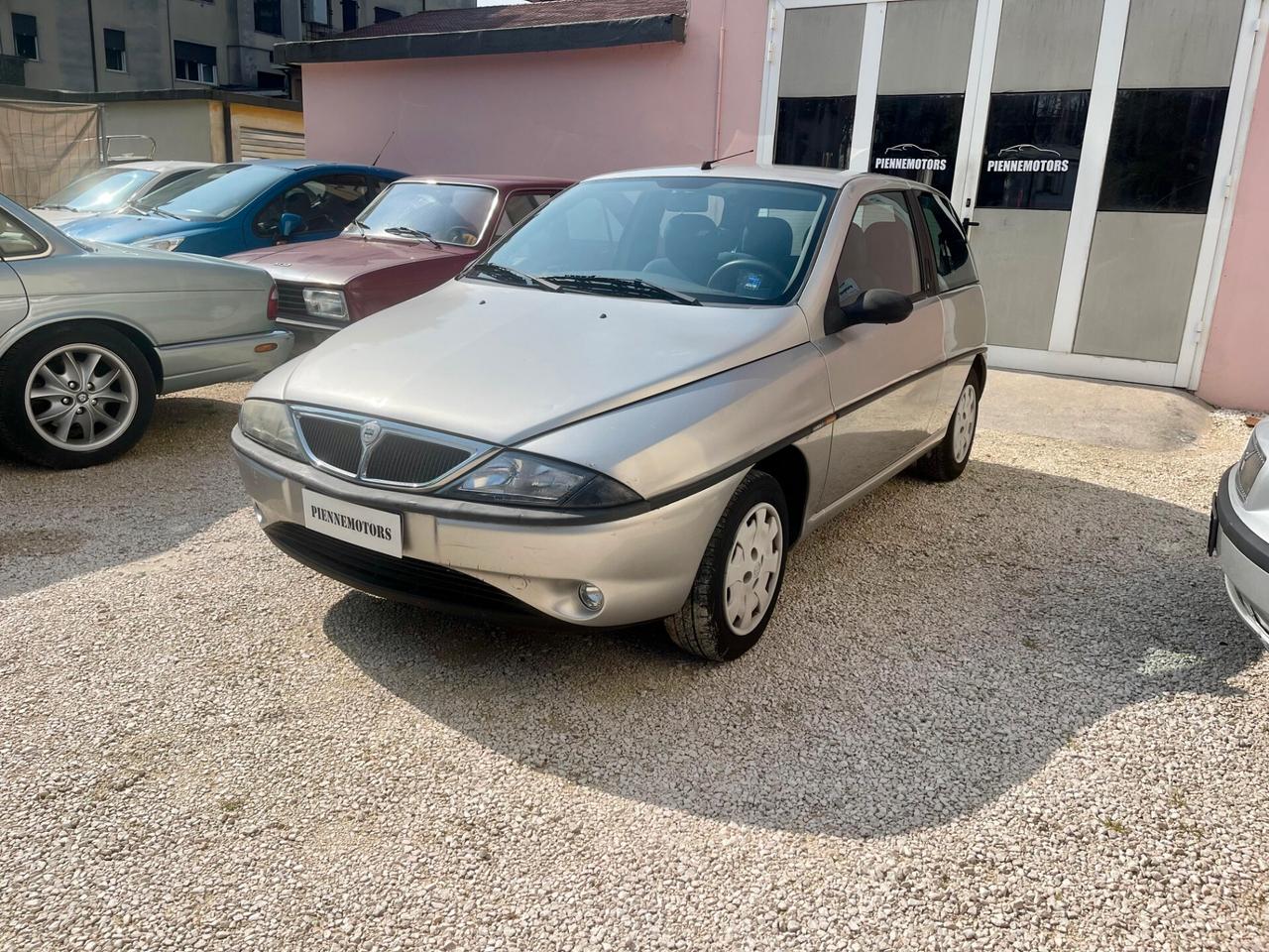Lancia Y 1.2i cat LS