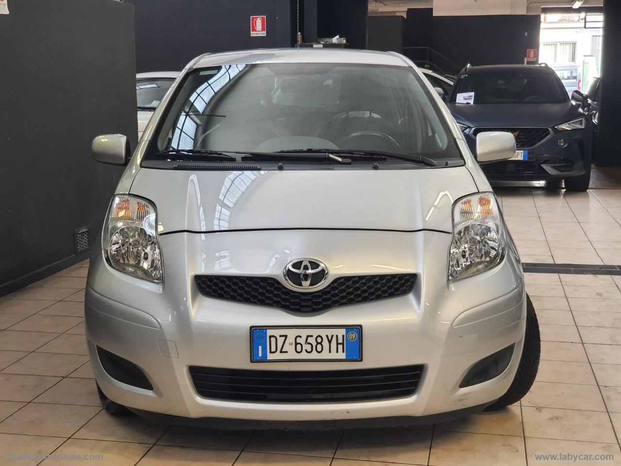 TOYOTA Yaris 1.0 5p. Now