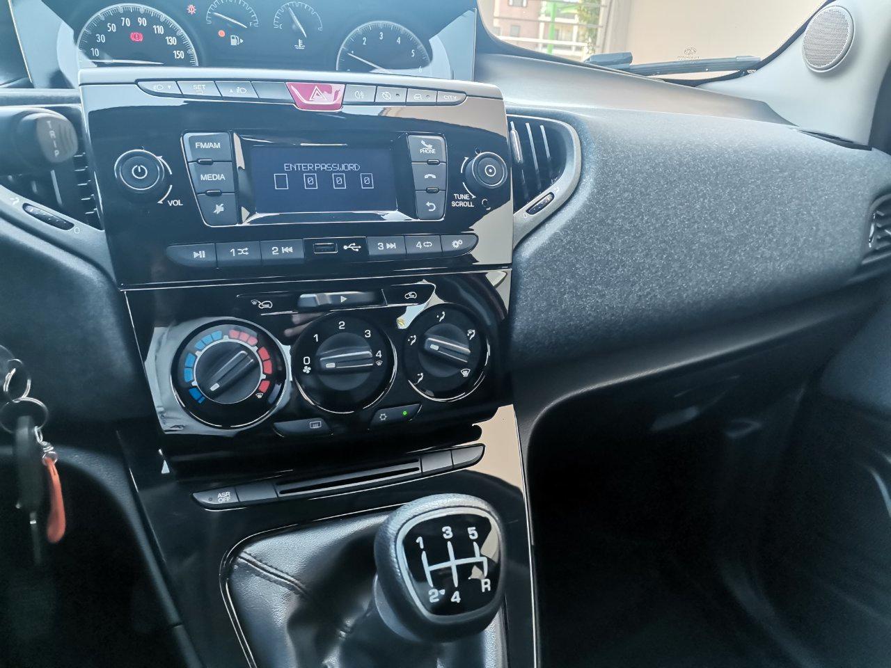 Lancia Ypsilon 5 Porte Ypsilon 1.2 Gold 69cv my18