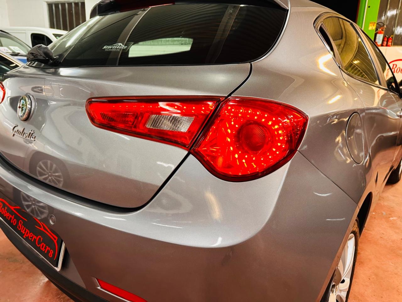 Alfa Romeo Giulietta 1.6 JTDm-2 105 CV Exclusive