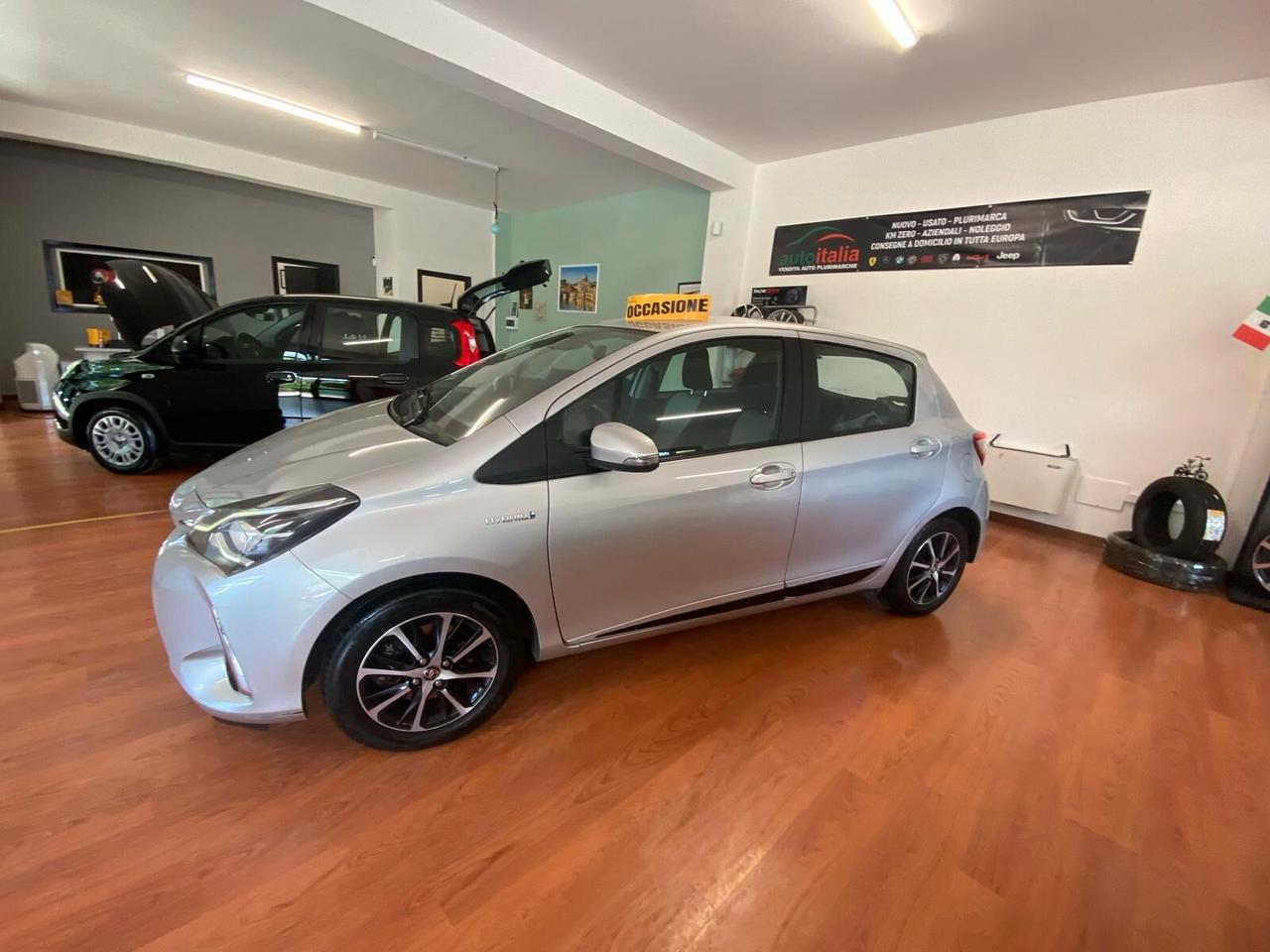 Toyota Yaris 1.5 Hybrid 5 porte Active