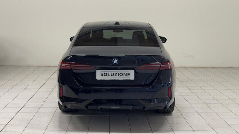 BMW Serie 5 530e sDrive M Sport Pro | TETTO PANORAM. | IVA ESPOSTA