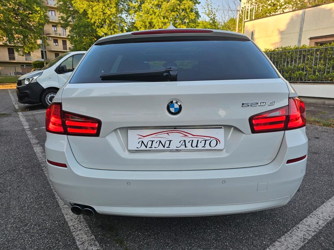 Bmw 520d 184cv Touring Futura*Pelle*Navi*Tetto*Pdc*19*