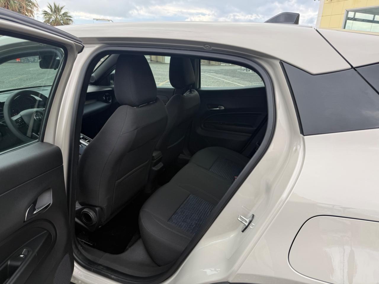 Alfa Romeo Junior 1.2 136 CV Hybrid eDCT6