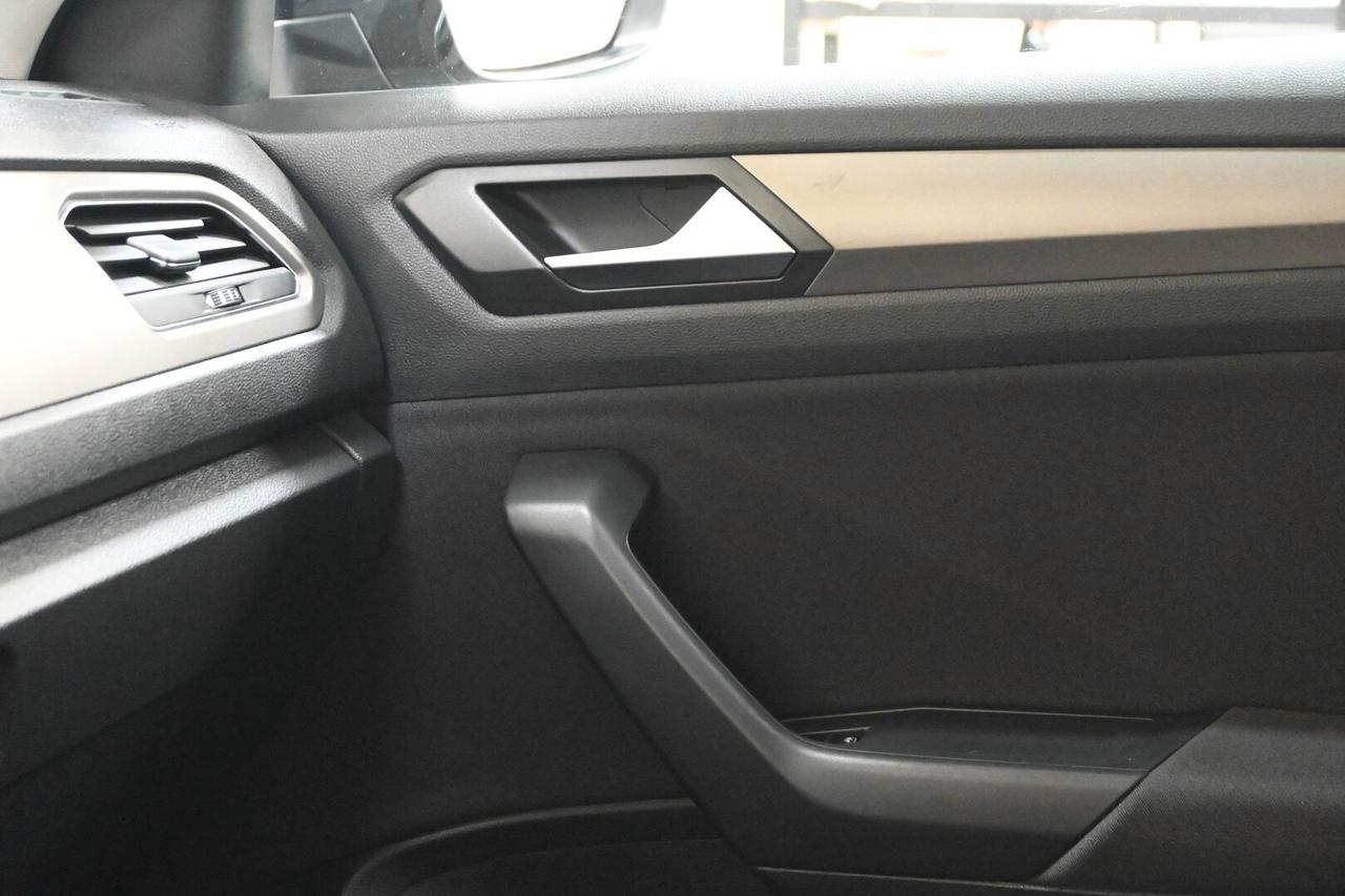 VOLKSWAGEN T-Roc 1ª serie T-Roc 1.0 TSI Busine...