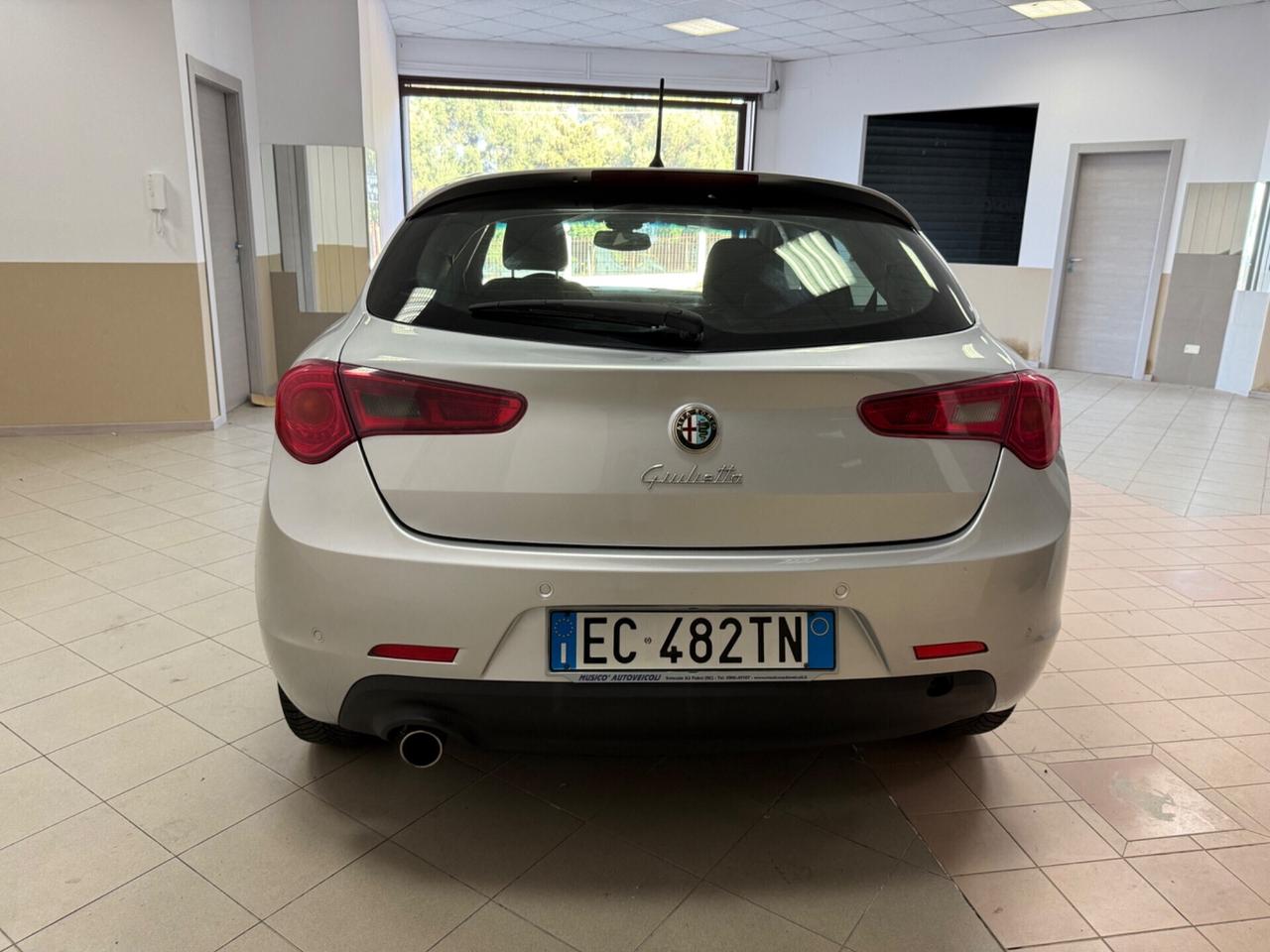 Alfa Romeo Giulietta 1.6 JTDm-2 105 CV Distinctive