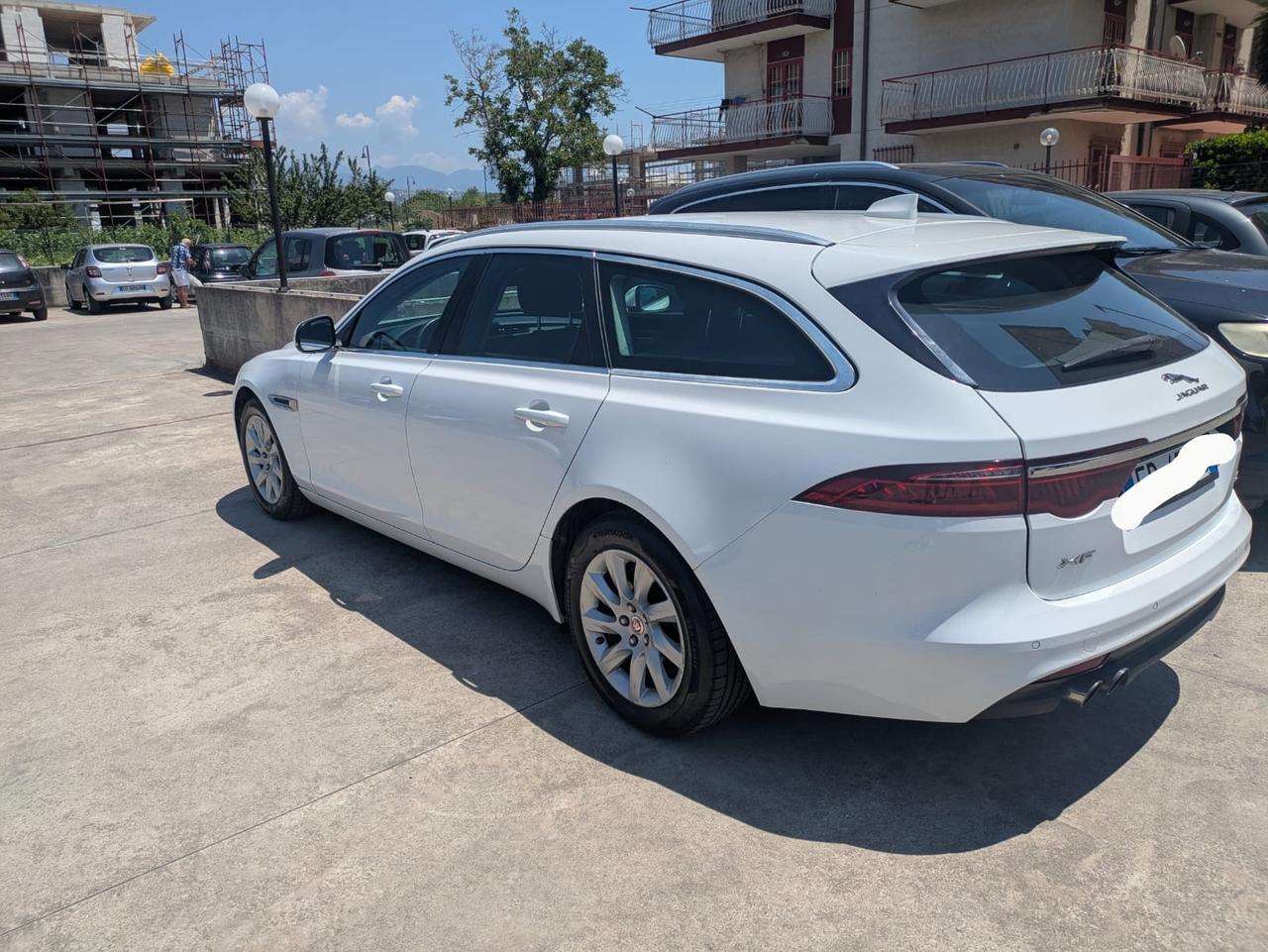 Jaguar XF Sportbrake 2.0 D 180 CV AUT/NAVI/LED