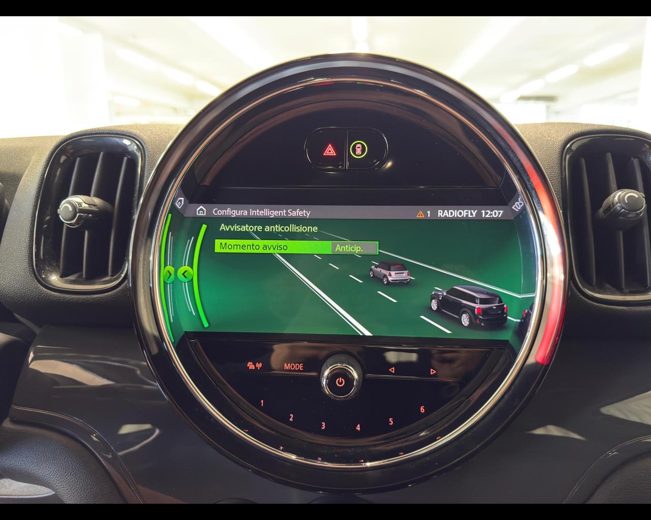 MINI Mini Countrym.(F60) - Mini 1.5 Cooper Business Countryman