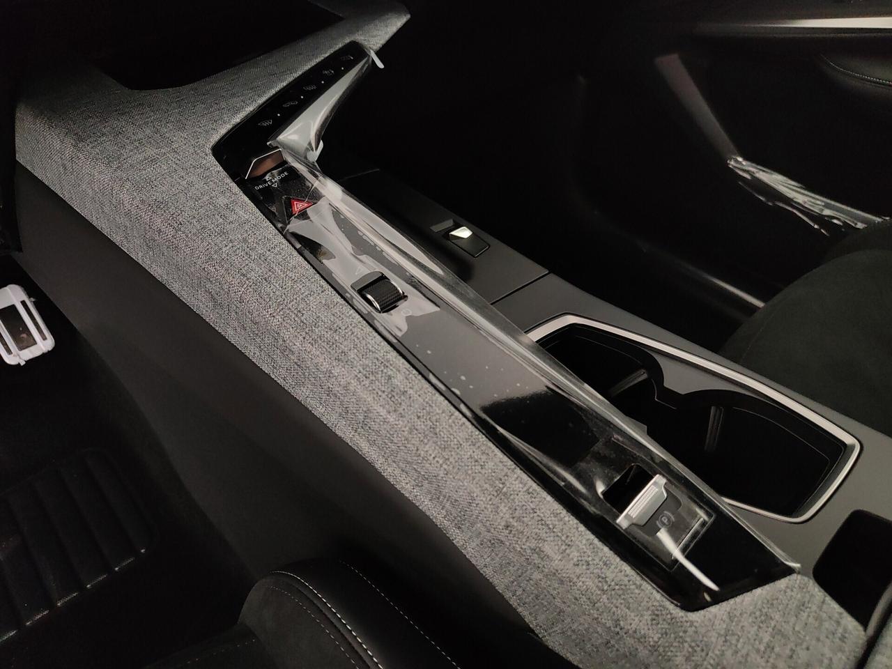 Peugeot 3008 Hybrid 145 e-DCS6 GT