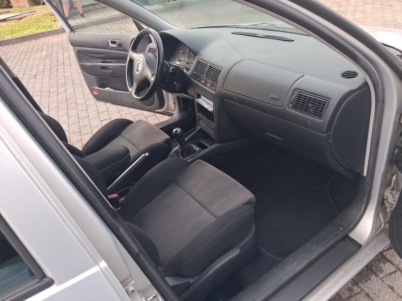 Volkswagen Golf Variant 1.6 16V cat Highline