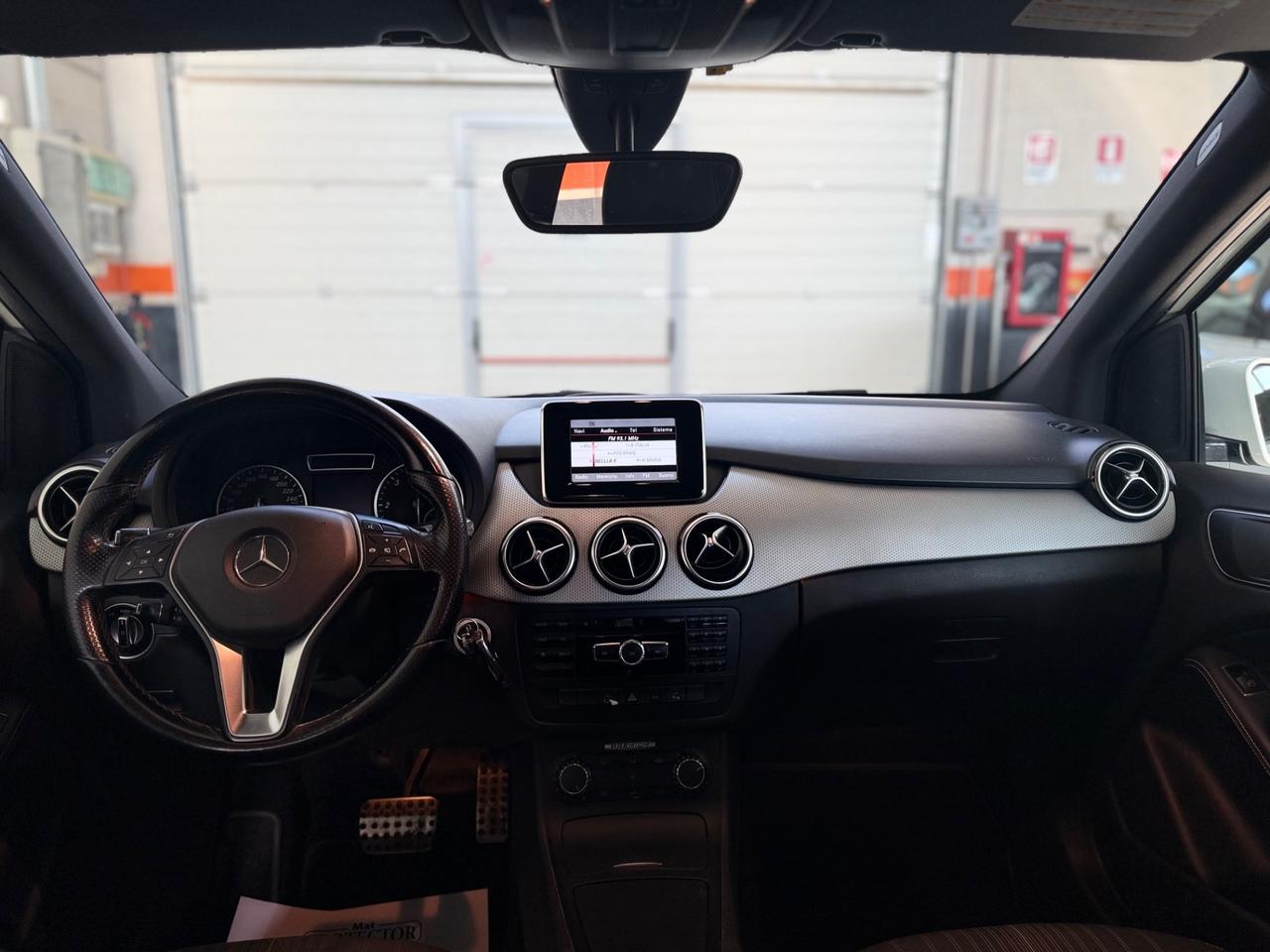 Mercedes-benz B 200 180 CDI Automatic Premium NEOPATENTATI