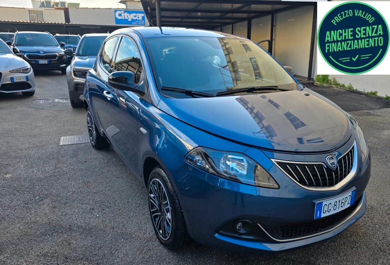 Lancia Ypsilon 1.0 FireFly 5 porte S&S Hybrid Ecochic Gold